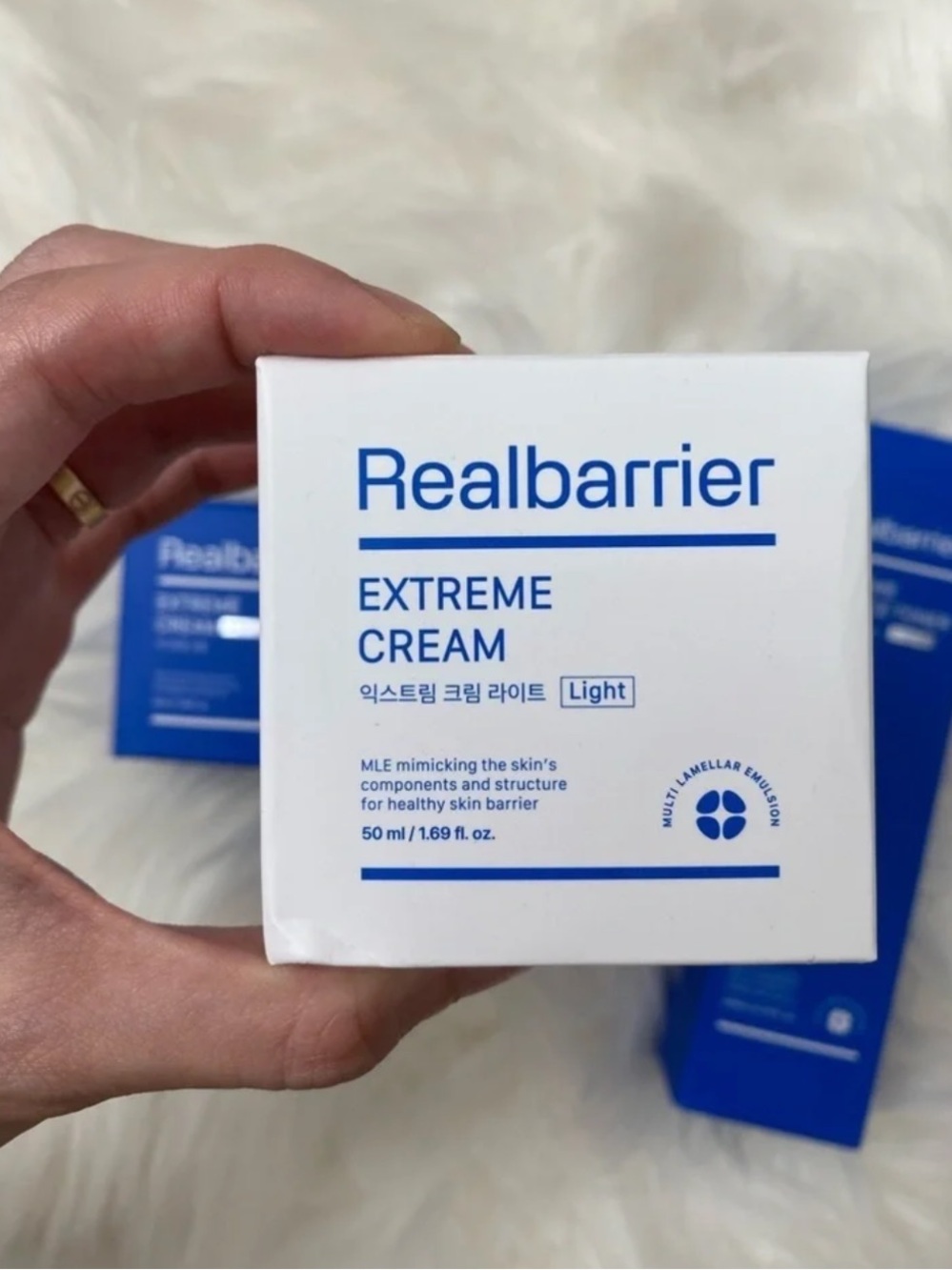 Real Barrier Extreme Cream (light & original version) & essence toner NWB - Picture 2 of 4